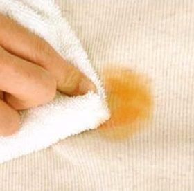 Жирное пятно на одежде – избавляемся всеми способами!