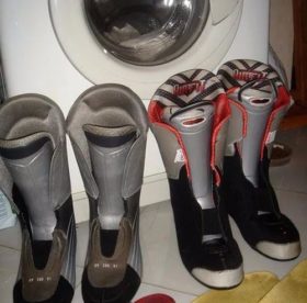 Как можно очистить зимнюю обувь: стирка вручную и в стиральной машине